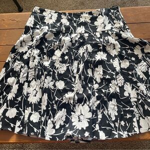 CHAPS Women Light 100% Cotton A-Line Flare Circle Skirt Black White Floral NWT
